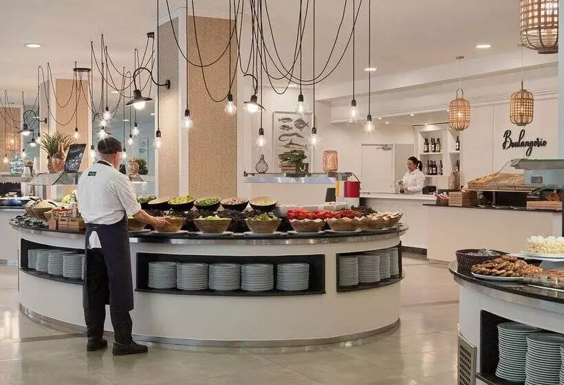 ホテル H10 Salou Princess