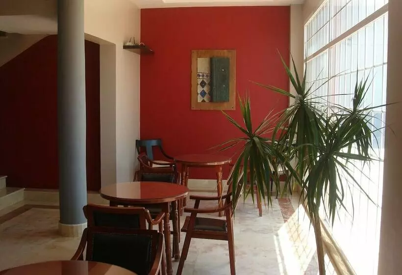 酒店 Majaravique Sevilla