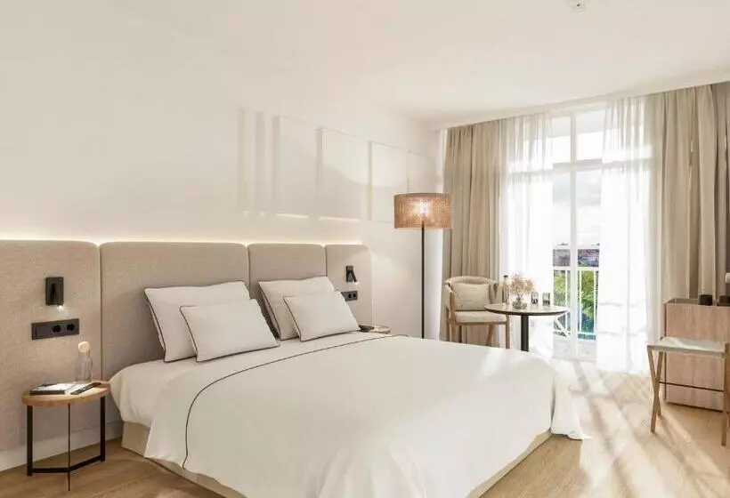 Отель Meliá Lloret de Mar