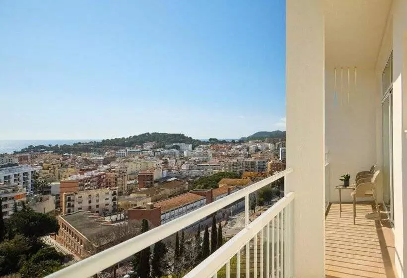 Отель Meliá Lloret de Mar