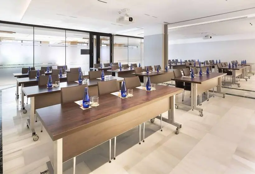 Отель Melia Costa Del Sol