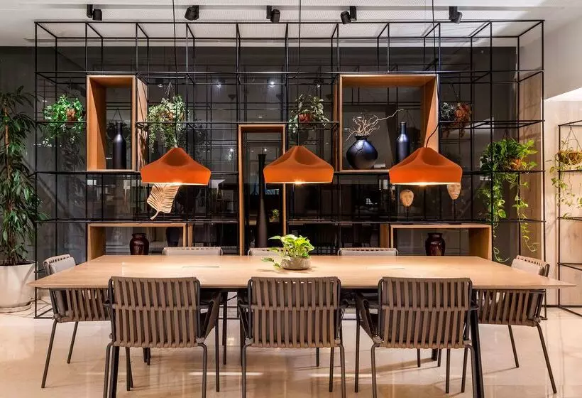 فندق Melia Sevilla