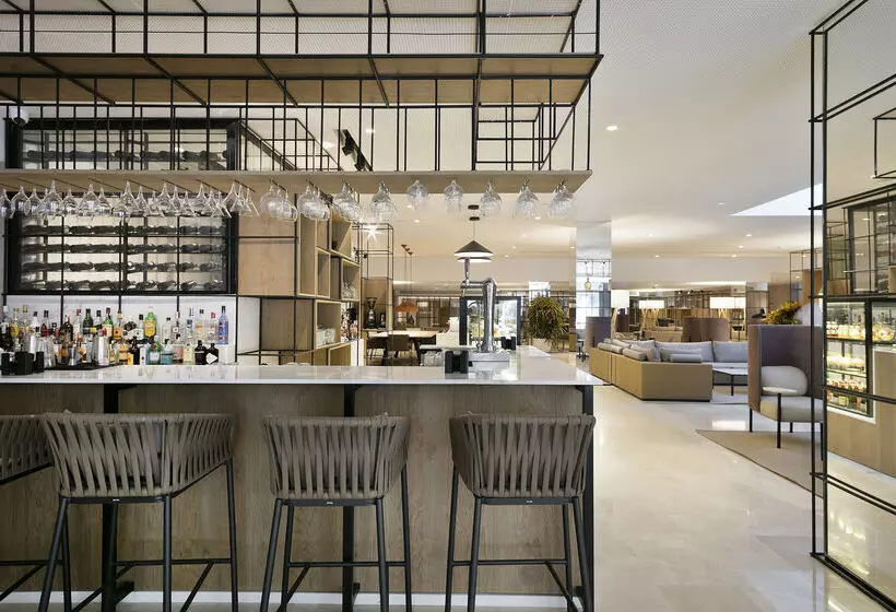 فندق Melia Sevilla