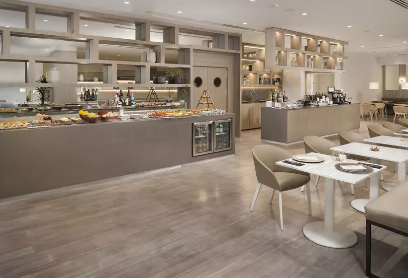 فندق Melia Sevilla