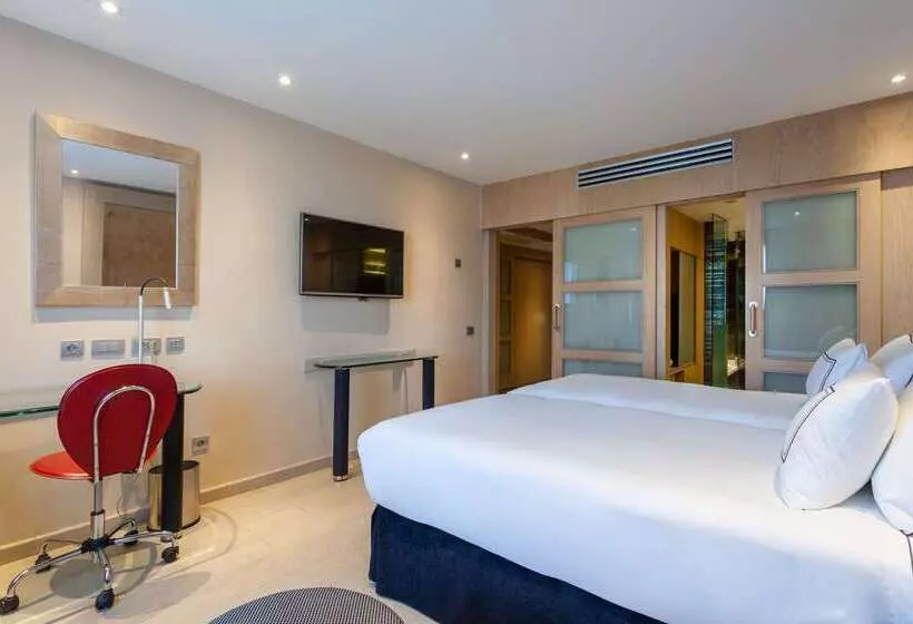 فندق Melia Sevilla