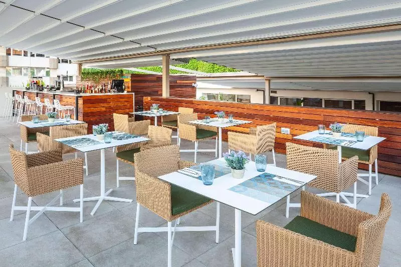 فندق Melia Sevilla