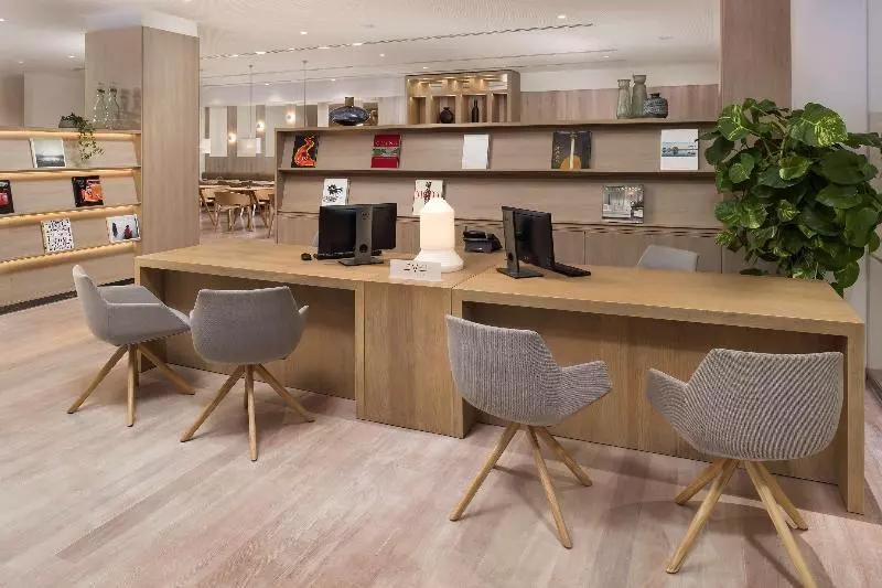 فندق Melia Sevilla