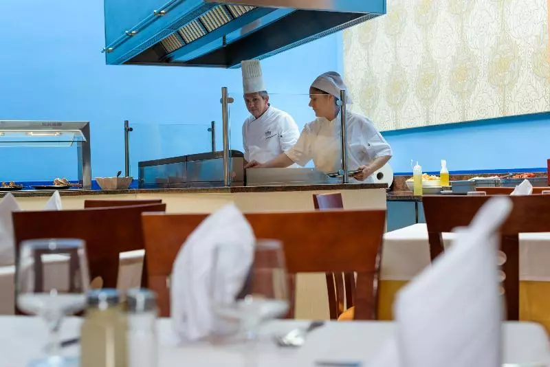 فندق Monarque Torreblanca