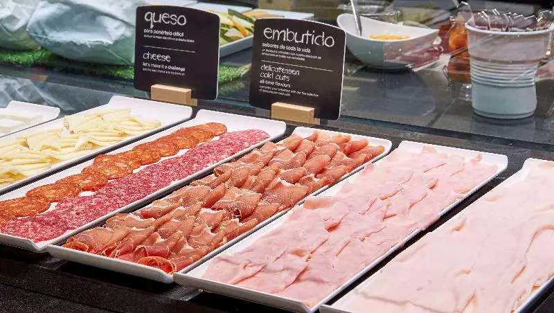 فندق NH Ciudad De Valencia