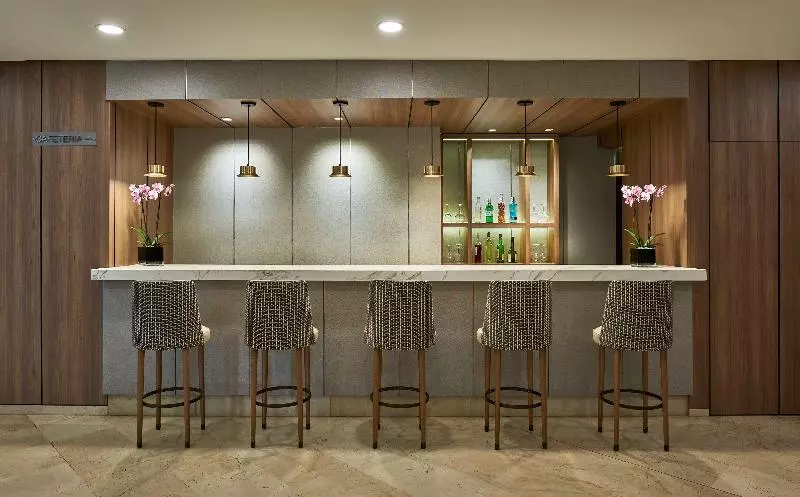 فندق NH Ciudad De Valencia