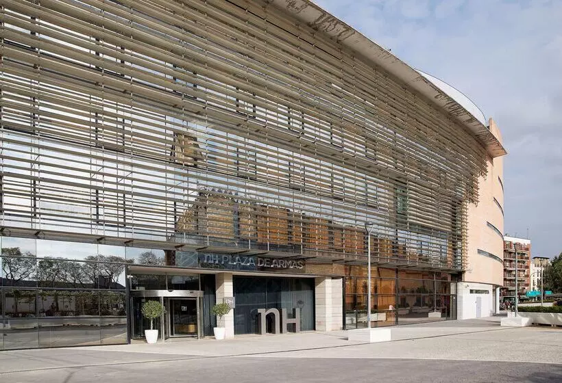 هتل NH Sevilla Plaza De Armas