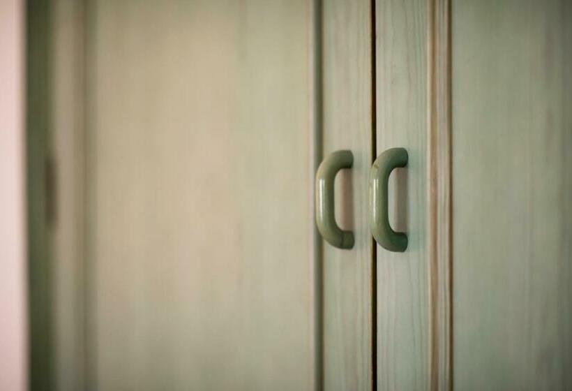 Hotel Juanito Platja