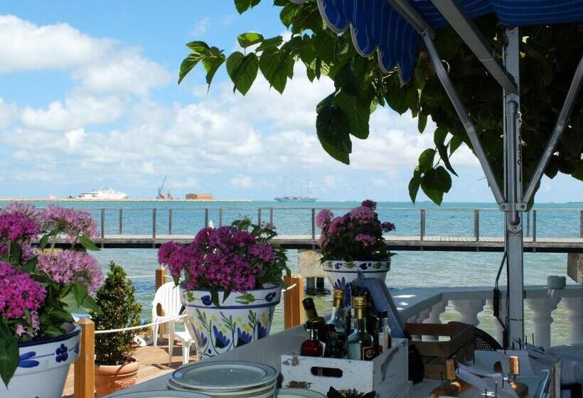 Hotel Juanito Platja