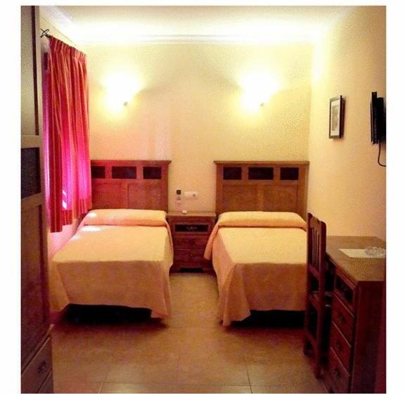 فندق Restaurante Berlanga