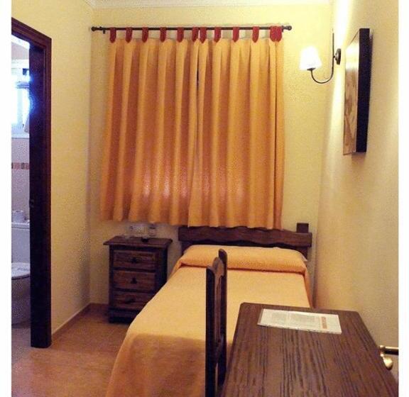 فندق Restaurante Berlanga