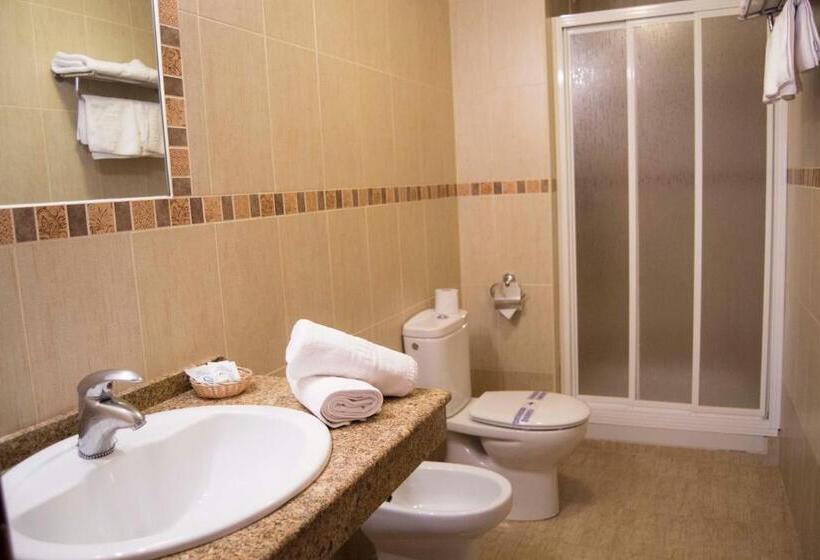 فندق Restaurante Berlanga