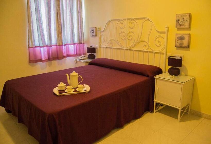 فندق Restaurante Berlanga