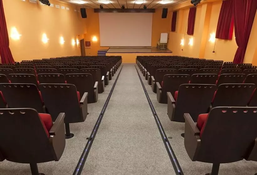 فندق ريفى Dona Teresa