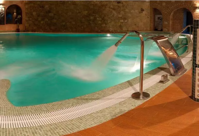 فندق ريفى Dona Teresa