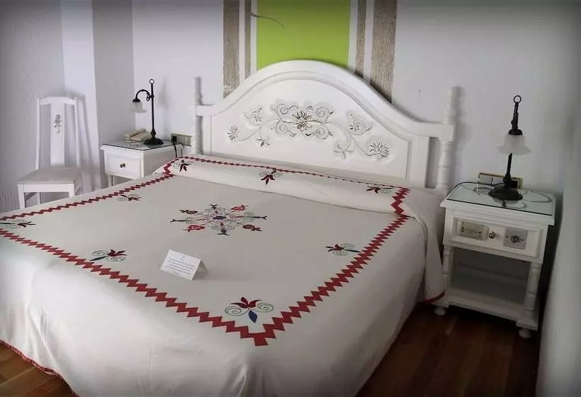 فندق ريفى Dona Teresa