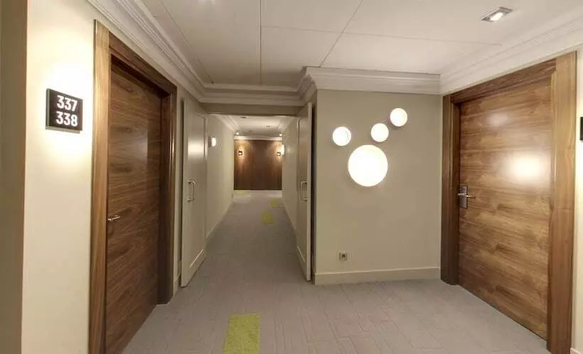 酒店 Silken Indautxu