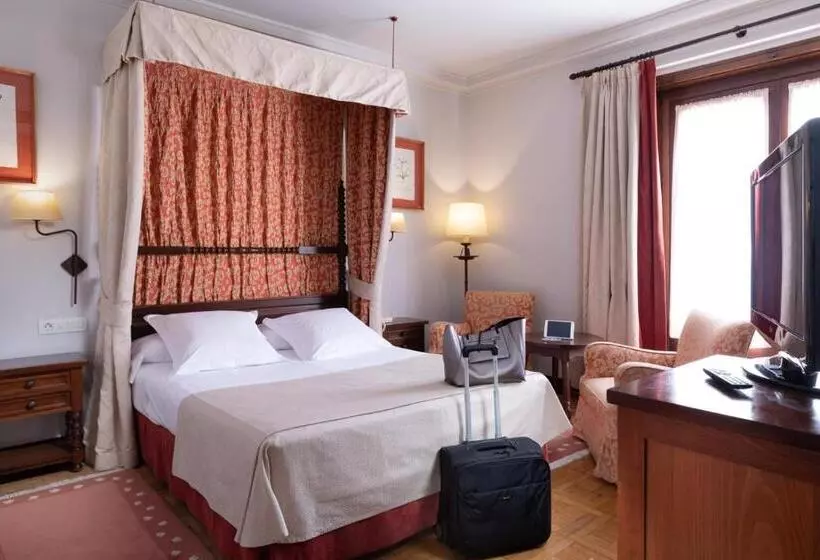 Parador De Tordesillas