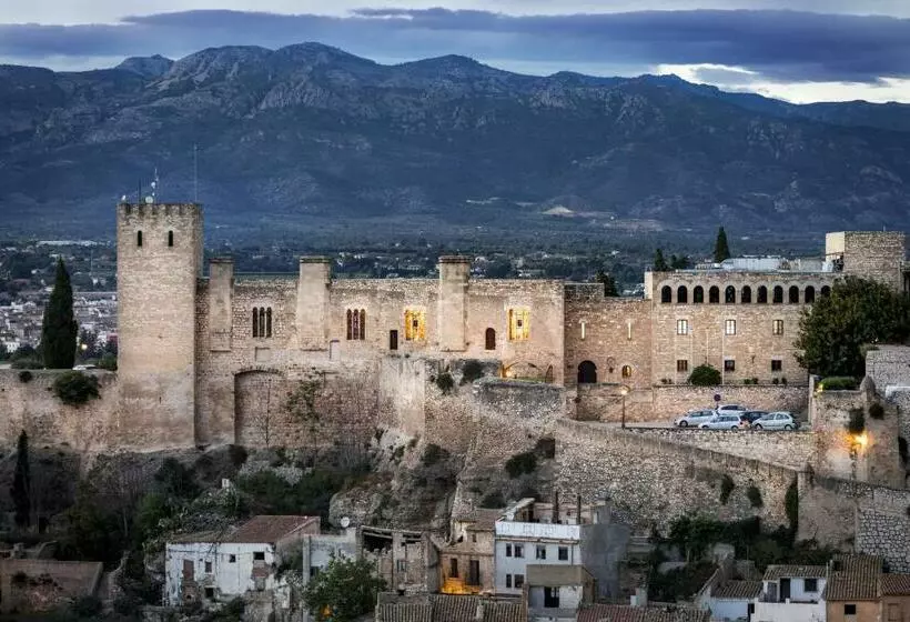 Parador De Tortosa