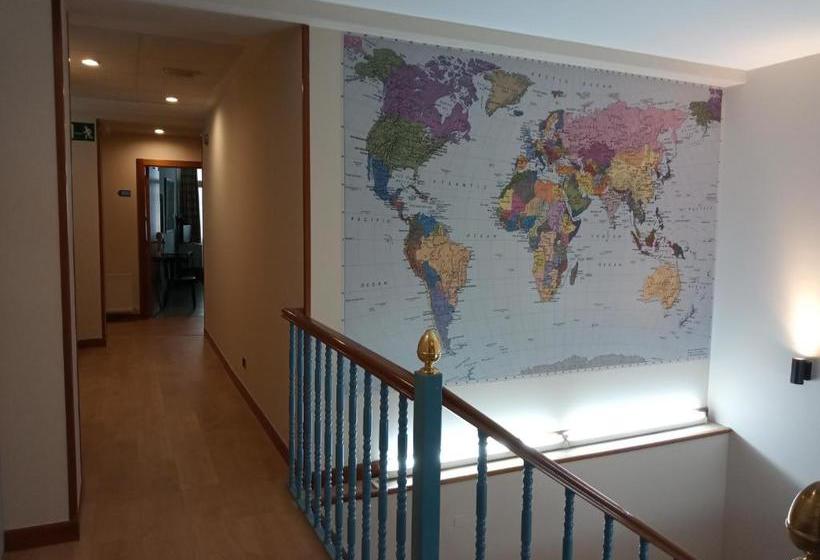 פונדק Pensión Begoña