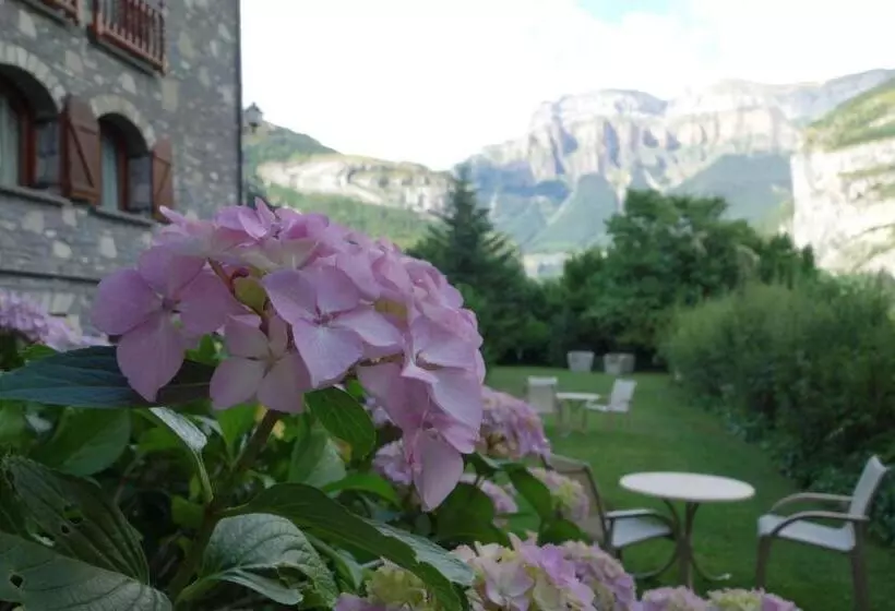 בית מלון כפרי Abetos