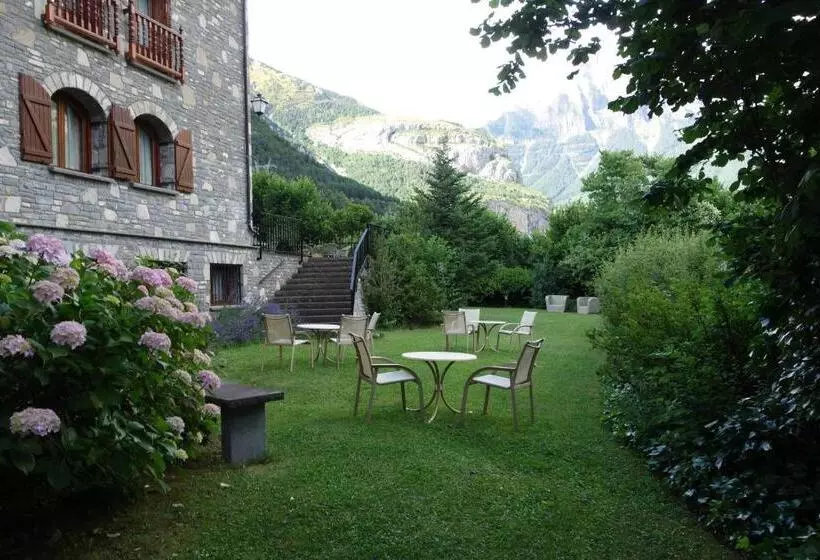 בית מלון כפרי Abetos