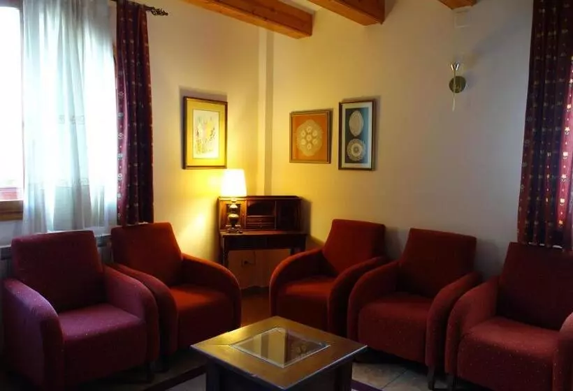 בית מלון כפרי Abetos