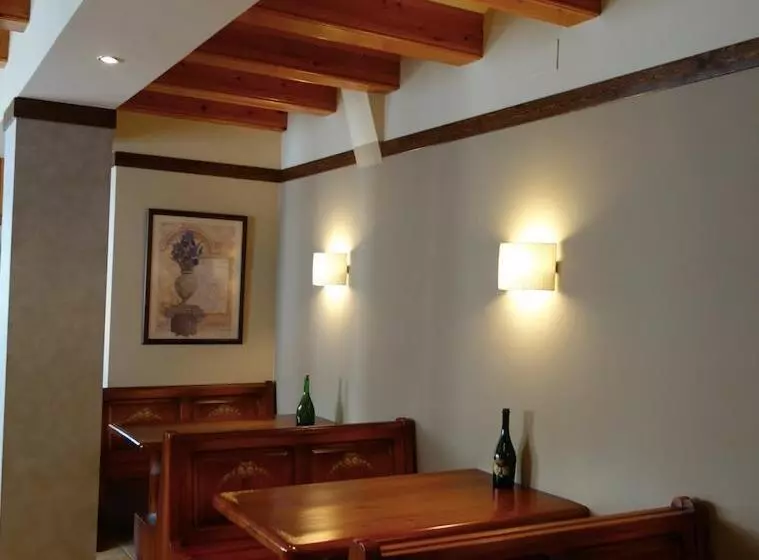 בית מלון כפרי Abetos