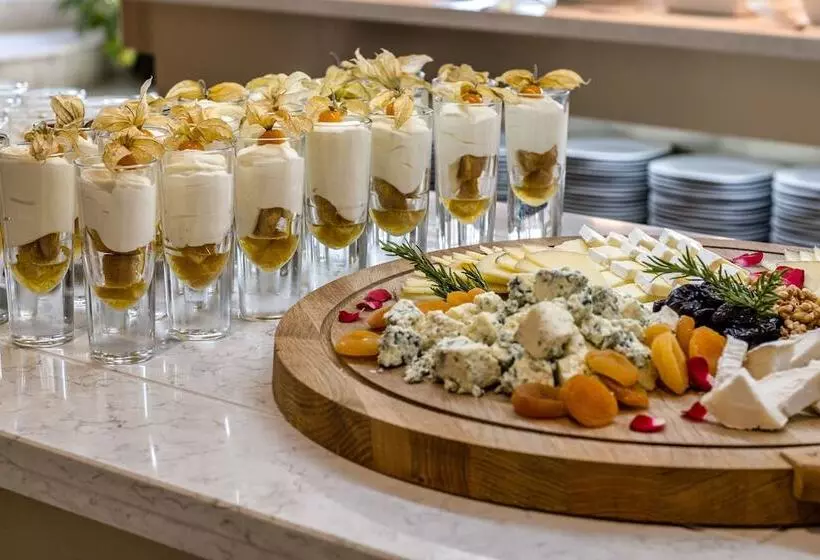 Eden Roc Hotel & Spa By Brava Hoteles