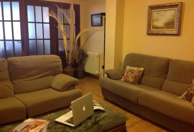 فندق Hostal Argentino