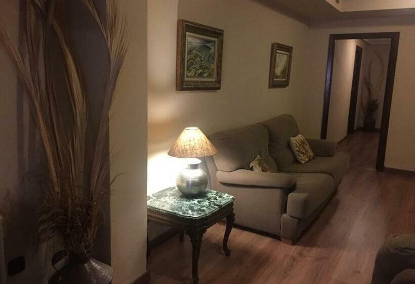 هتل Hostal Argentino