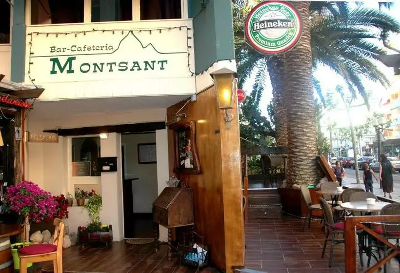 בית מלון כפרי Hostal Montsant