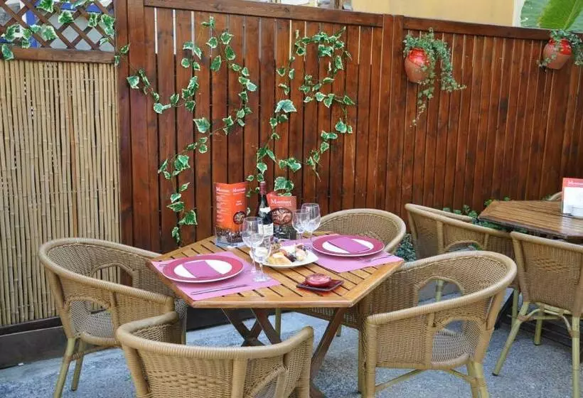 בית מלון כפרי Hostal Montsant