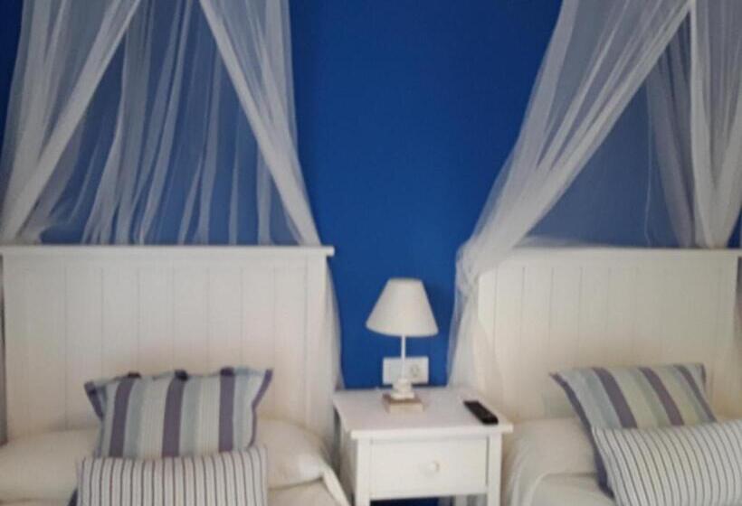 هتل Hostal Restaurante Pasaje