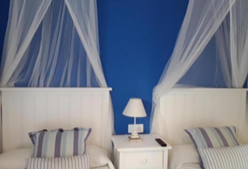 هتل Hostal Restaurante Pasaje