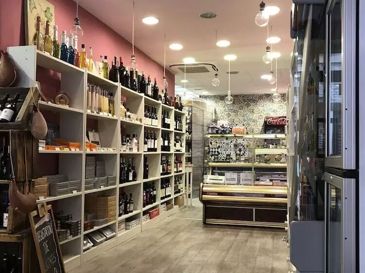 هتل Hostal Santo Tomé