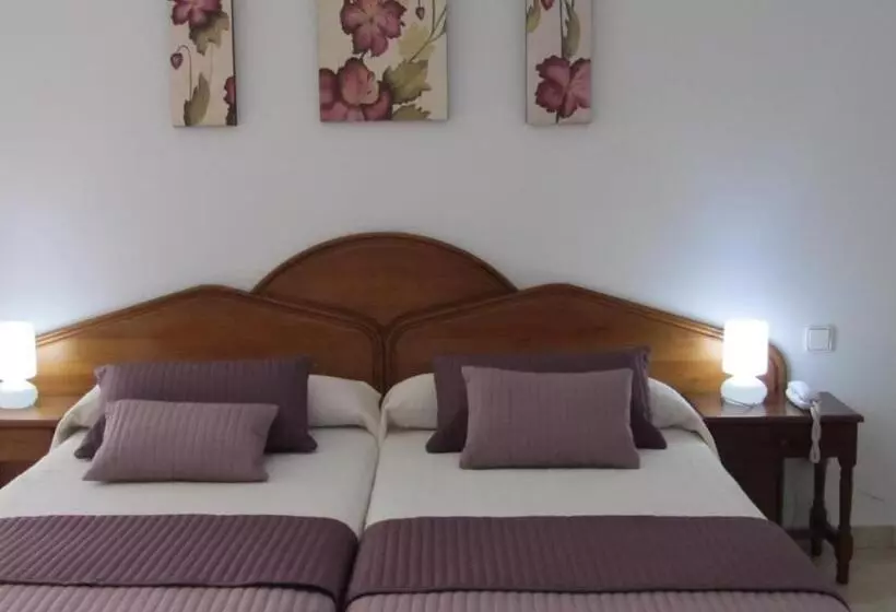 Отель Hostal Vista Alegre