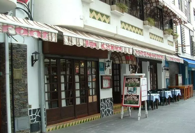 Отель La Cala