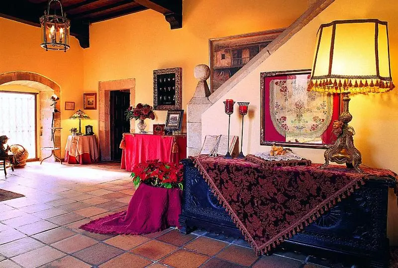 ホテル Palacio De Cutre