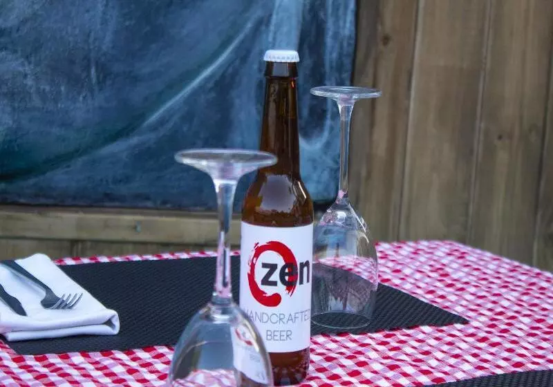 בית מלון כפרי Zen Airport