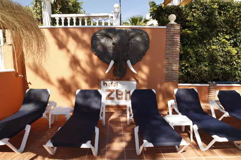 בית מלון כפרי Zen Airport