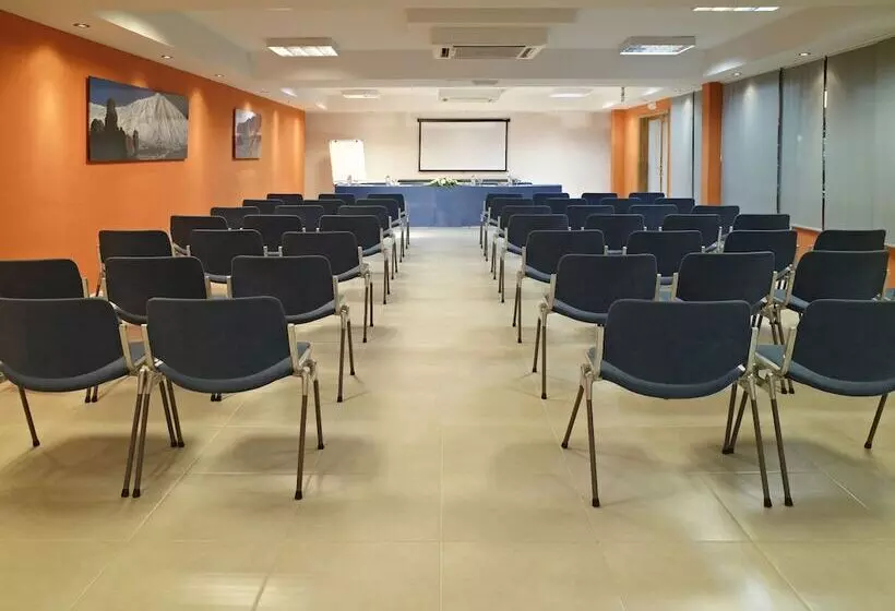 Hovima Jardin Caleta