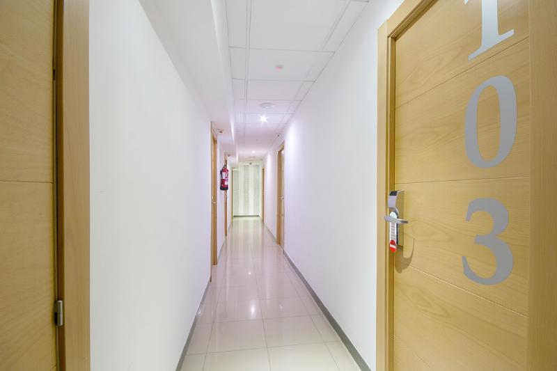 مسافرخانه Atenas Granada