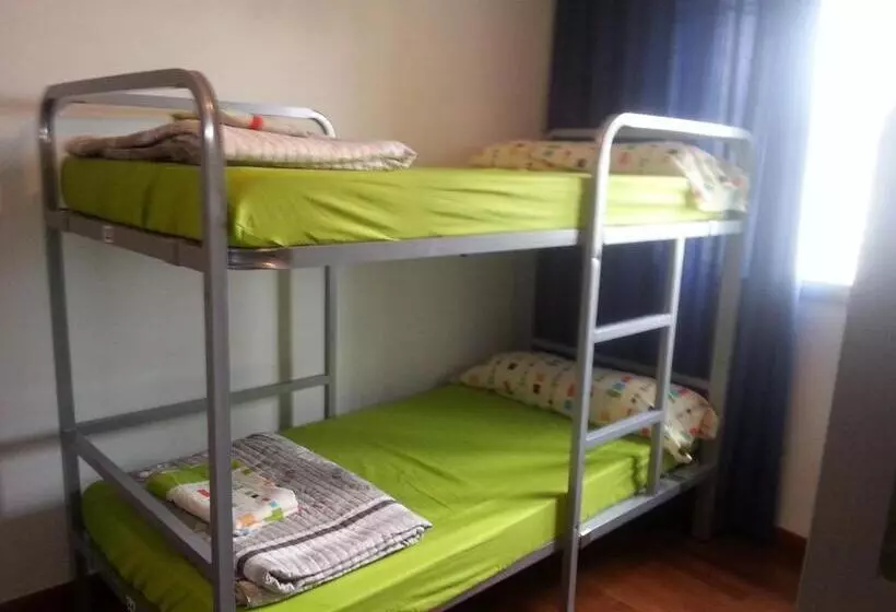 ホテル Albergue Pensión Flavia