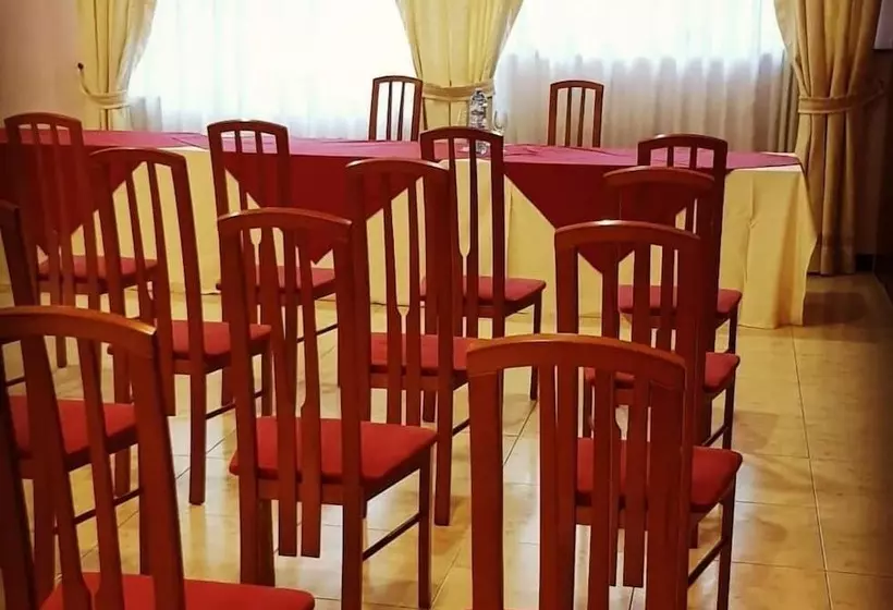 Отель Alda Camiño Inglés