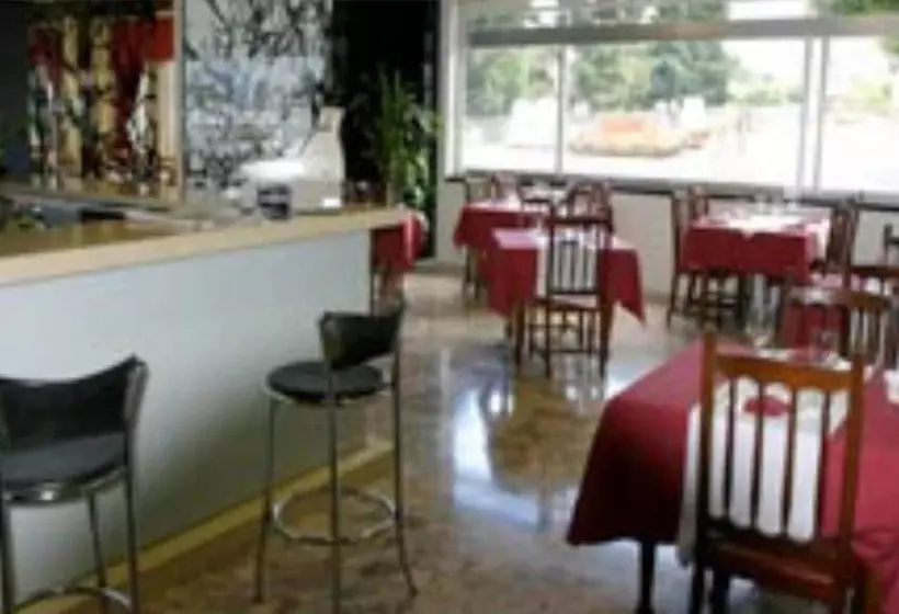 Отель Alda Camiño Inglés